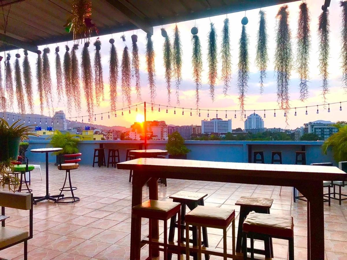 Art Mansion Patong Phuket Thailand Hotel Esterno foto
